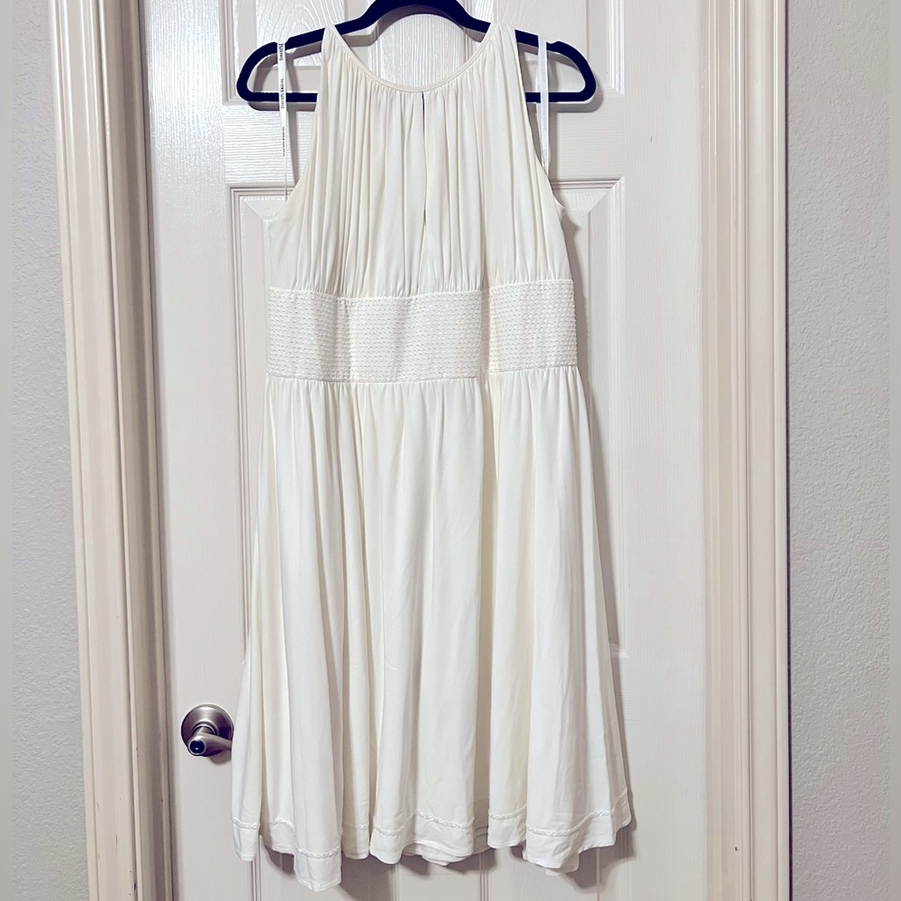 David’s Bridal Beaded White Knee-Length Dress (22)